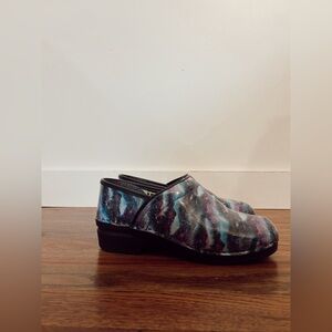 Bjork Clogs Swedish HandMade Comfort Shoes Cosmos Swirl Womens Sz 40 41